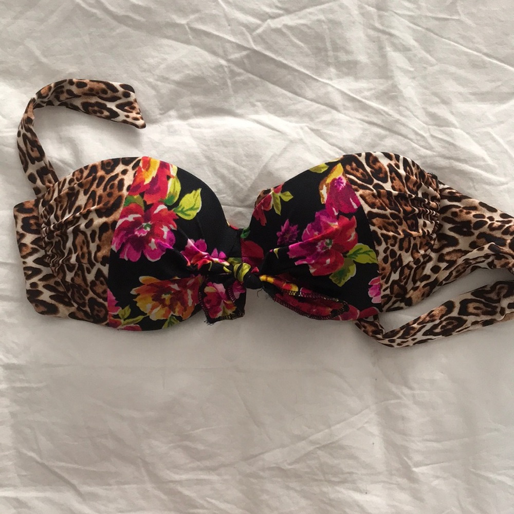 VS swimsuit top